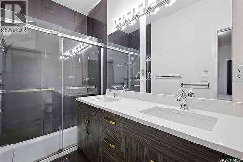671 Underhill Road, Saskatoon, SK - Indoor Photo Showing Bathroom
