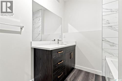 671 Underhill Road, Saskatoon, SK - Indoor Photo Showing Bathroom