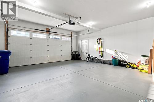 671 Underhill Road, Saskatoon, SK - Indoor Photo Showing Garage