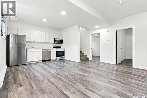 671 Underhill Road, Saskatoon, SK - Indoor Photo Showing Kitchen