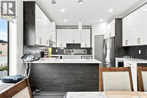 671 Underhill Road, Saskatoon, SK - Indoor Photo Showing Kitchen With Upgraded Kitchen