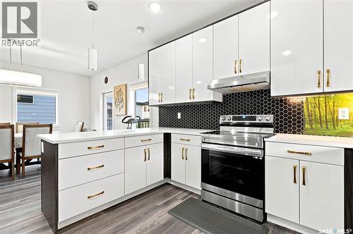 671 Underhill Road, Saskatoon, SK - Indoor Photo Showing Kitchen