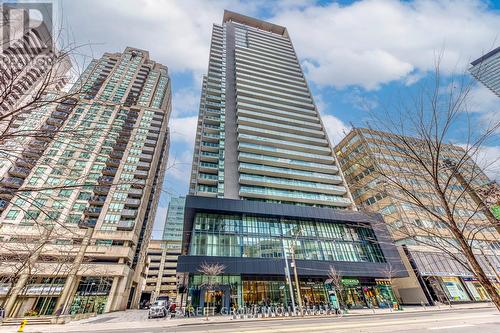 PH608 - 770 BAY STREET , Toronto, Ontario M5G 1N6 3