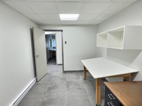 Bureau - 300 Av. Centrale, Val-D'Or, QC 