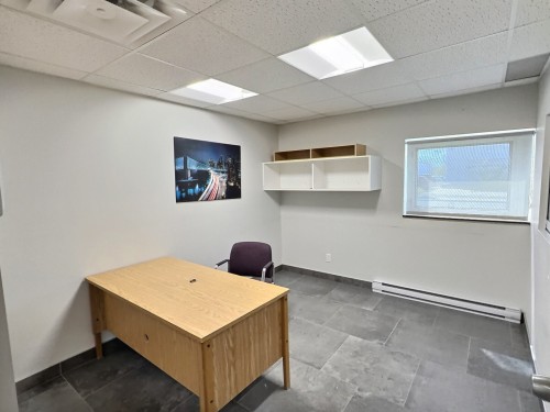 Bureau - 300 Av. Centrale, Val-D'Or, QC 