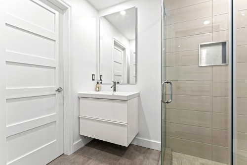 Salle de bains - 143 Ch. Du Hibou, Potton, QC - Indoor Photo Showing Bathroom