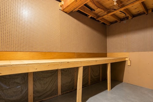 Rangement - 4856Z Rue Lake, Dollard-Des-Ormeaux, QC 