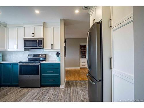 75 Thorndale Crt, Fredericton, NB 