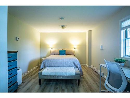 75 Thorndale Crt, Fredericton, NB 