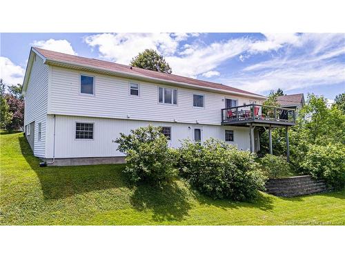 75 Thorndale Crt, Fredericton, NB 