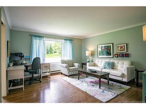 75 Thorndale Crt, Fredericton, NB 