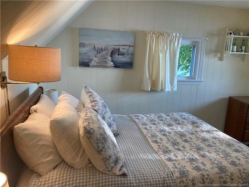 39 Cooks Point Rd, Wilsons Beach, NB 