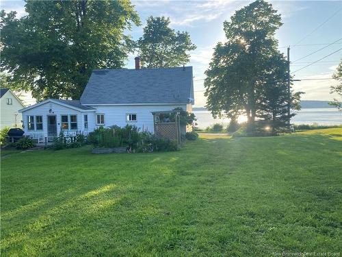 39 Cooks Point Rd, Wilsons Beach, NB 