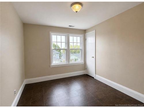 230 York St, Bathurst, NB 