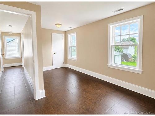 230 York St, Bathurst, NB 