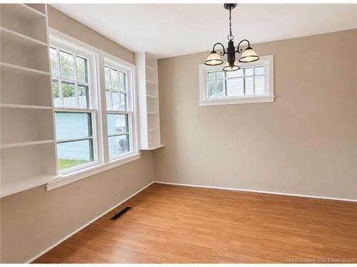 230 York St, Bathurst, NB 