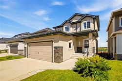 75 Larry Vickar DR  Winnipeg, MB R3W 0J8