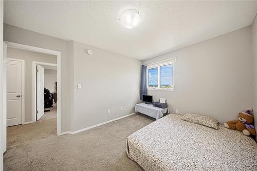 75 Larry Vickar Dr, Winnipeg, MB 