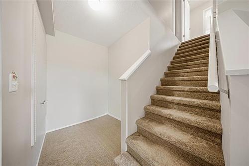 75 Larry Vickar Dr, Winnipeg, MB 