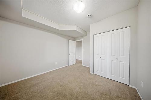 75 Larry Vickar Dr, Winnipeg, MB 