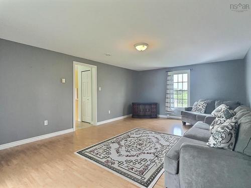 10216 209 Highway, Diligent River, NS 