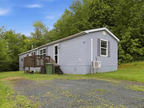 9 Grumpy Lane, Lake Echo, NS 