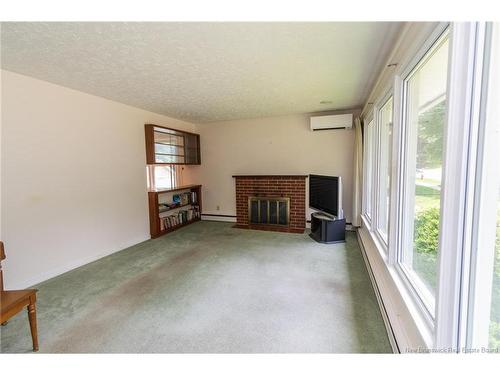 337 Edinburgh St, Fredericton, NB 