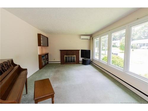 337 Edinburgh St, Fredericton, NB 