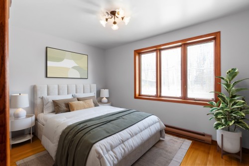 Chambre à coucher - 311 Ch. Du Bord-De-L'Eau, Sainte-Barbe, QC - Indoor Photo Showing Bedroom