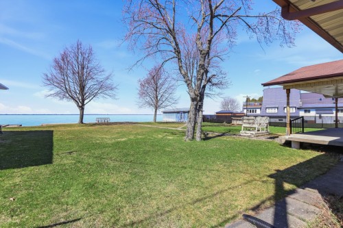 Cour - 311 Ch. Du Bord-De-L'Eau, Sainte-Barbe, QC - Outdoor With View