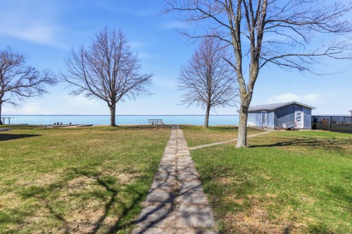 Cour - 311 Ch. Du Bord-De-L'Eau, Sainte-Barbe, QC - Outdoor With Body Of Water With View
