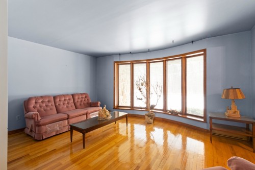 Boudoir - 311 Ch. Du Bord-De-L'Eau, Sainte-Barbe, QC - Indoor Photo Showing Other Room