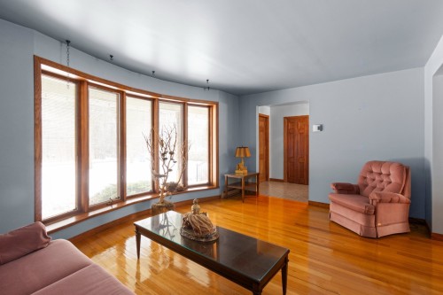 Boudoir - 311 Ch. Du Bord-De-L'Eau, Sainte-Barbe, QC - Indoor Photo Showing Living Room