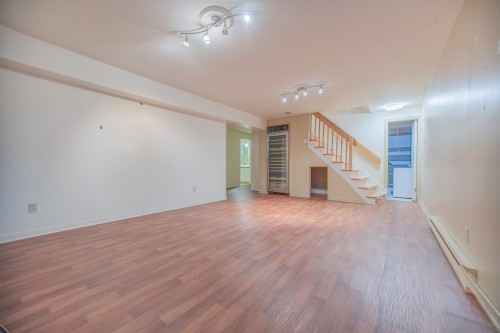 Salle familiale - 101 Rue Du Parc, Verchères, QC - Indoor Photo Showing Other Room