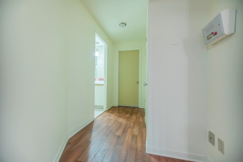 Corridor - 101 Rue Du Parc, Verchères, QC - Indoor Photo Showing Other Room