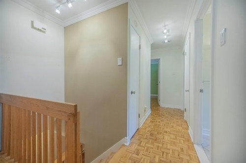 Corridor - 101 Rue Du Parc, Verchères, QC - Indoor Photo Showing Other Room
