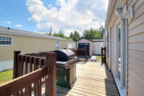 Terrasse - 352 Rue Champoux, Val-D'Or, QC 