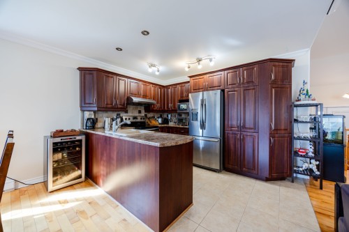 Cuisine - 7320 Rue Latouche, Brossard, QC - Indoor Photo Showing Kitchen