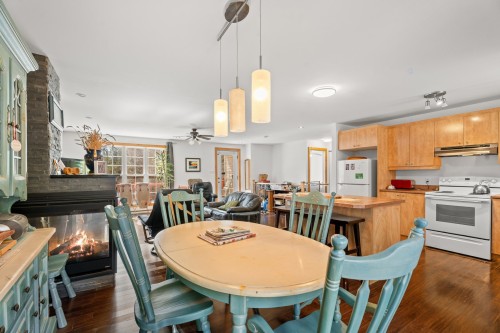 Dining Room - 22 Rue Du Joli-Bosquet, Sainte-Marguerite-Du-Lac-Masson, QC - Indoor