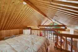 Mezzanine - 