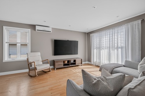 Salon - 288 Av. Du Semoir, Québec (Beauport), QC - Indoor Photo Showing Living Room