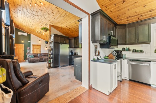 Kitchen - 1115  - 1117 Ch. Alfred-Desrochers, Orford, QC - Indoor Photo Showing Kitchen