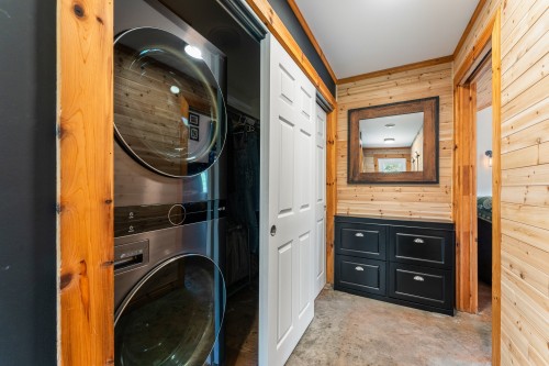 Mud Room - 1115  - 1117 Ch. Alfred-Desrochers, Orford, QC - Indoor Photo Showing Laundry Room