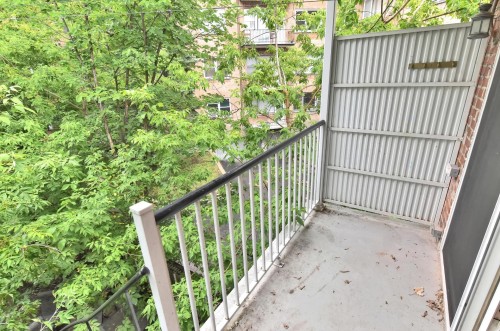 Balcon - 4647 Av. Clanranald, Montréal (Côte-Des-Neiges/Notre-Dame-De-Grâce), QC 