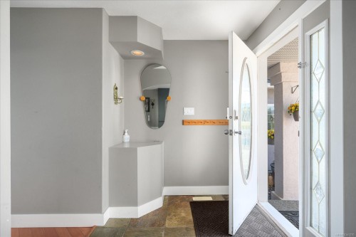 6160 Dover Rd, Nanaimo, BC 
