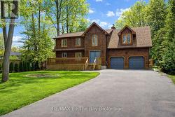 646 OXBOW PARK DRIVE  Wasaga Beach, ON L9Z 2V2