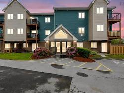 201 1 Lombardy Lane  Dartmouth, NS B2X 3E4