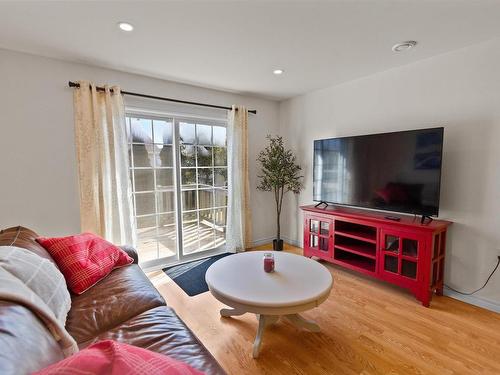 3 17 Heatherway Drive, Cornwall, PE 