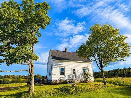 98 Archibald Road, Harmony, NS 
