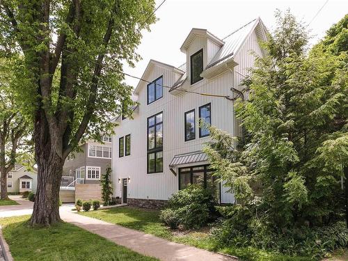 1594 Preston, Halifax, NS 